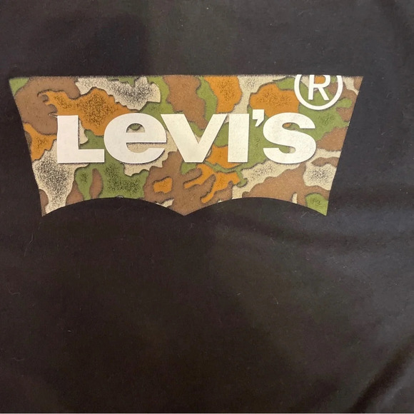 Levi’s black tee with camo graphic logo men’s size 3X. - Picture 2 of 4